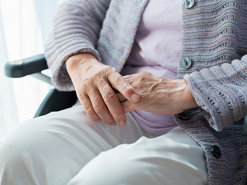 歯が減ると介護が必要になる可能性が高まる