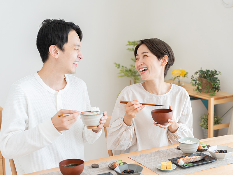 食べる力を支えるのは、歯だけではない